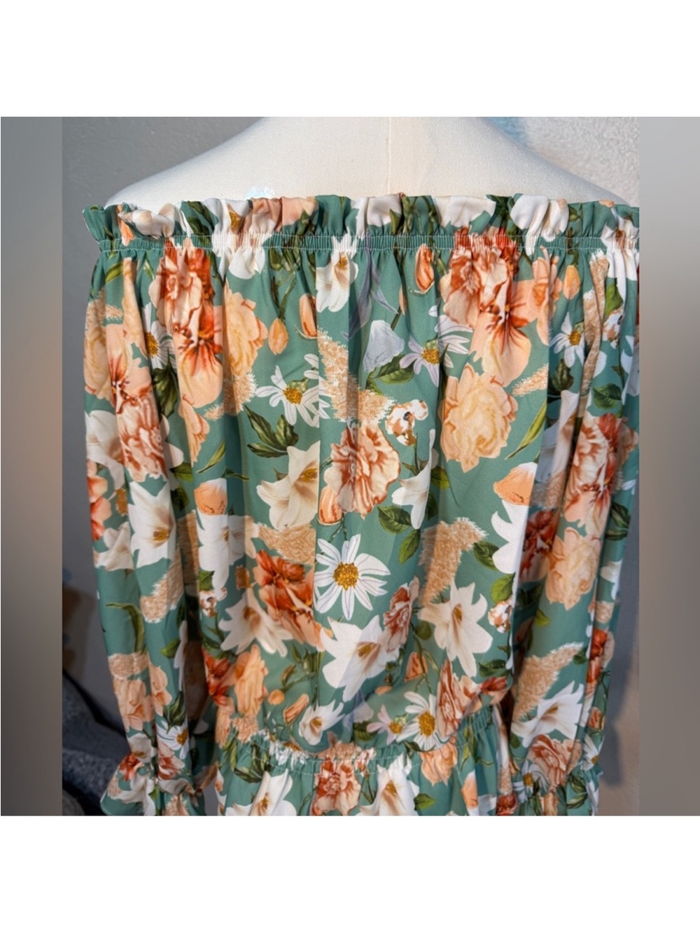 Off-Shoulder Floral Blouse in Sage with Peach & White Blooms - Picture 5 of 9